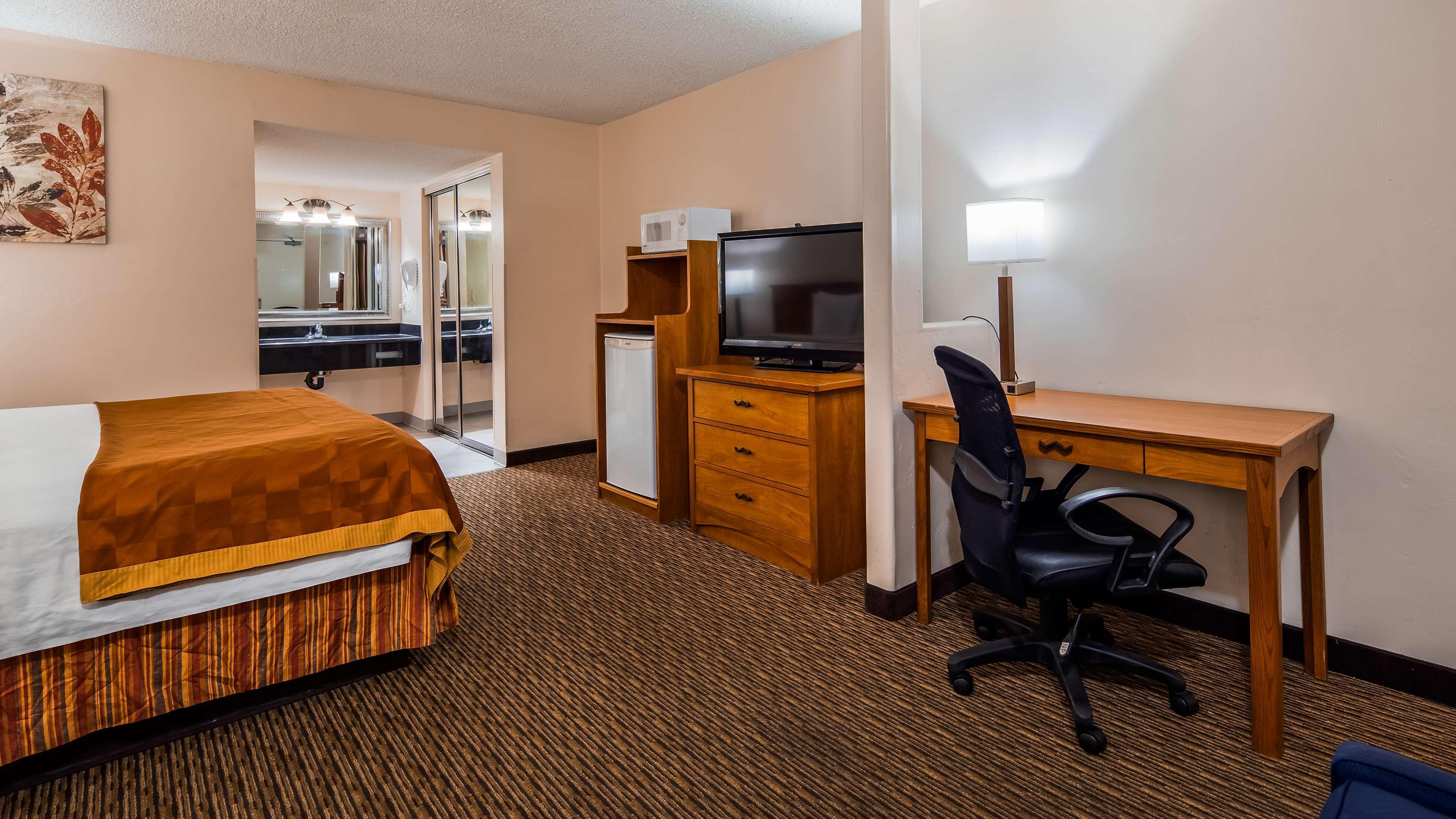 Hotel Surestay By Western Tehachapi