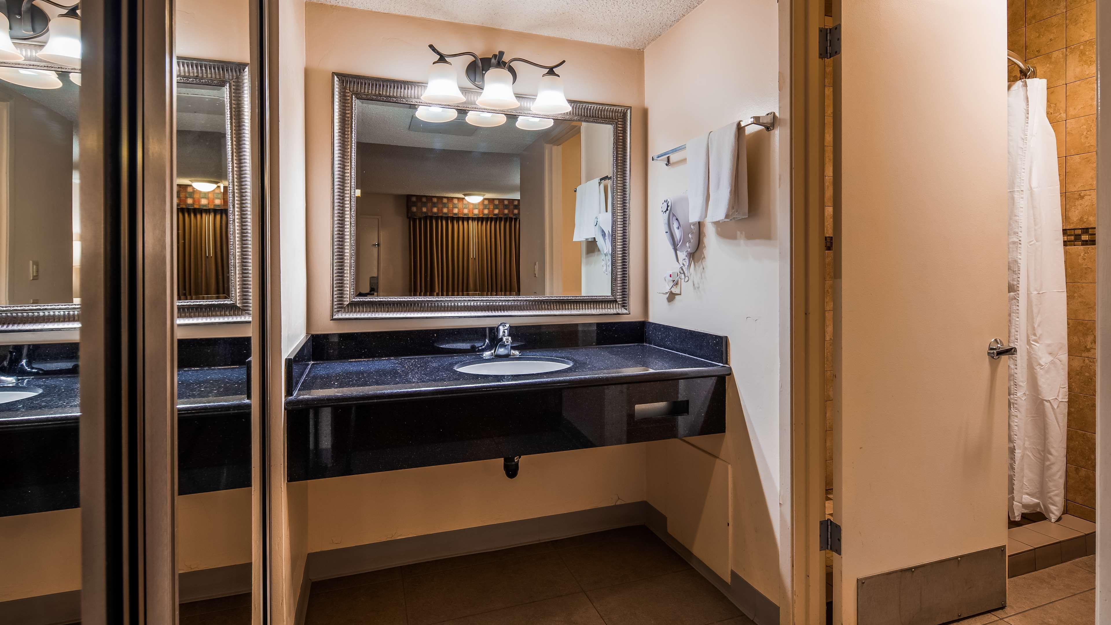 Hotel Surestay By Western